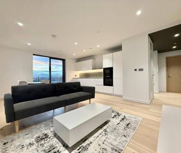 2 bedroom flat to rent - Photo 2