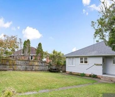 Large family home with a large garden- Rare find - Photo 3