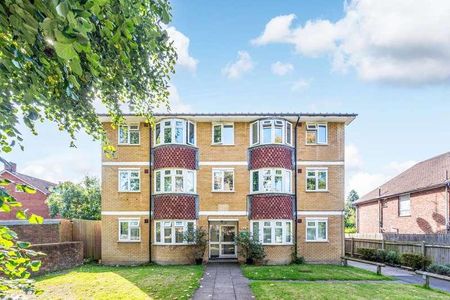 Ullathorne Road, Streatham, SW16 - Photo 2