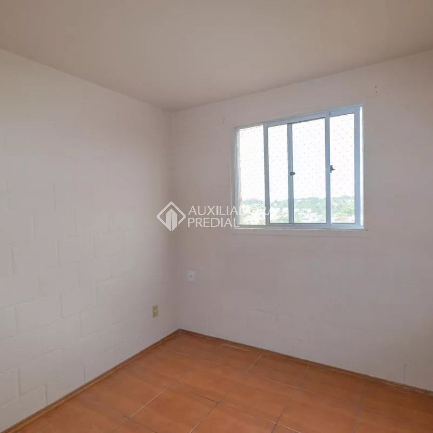 Apartamento com 2 quartos e 43m² para alugar em Olaria, Canoas. - Photo 1