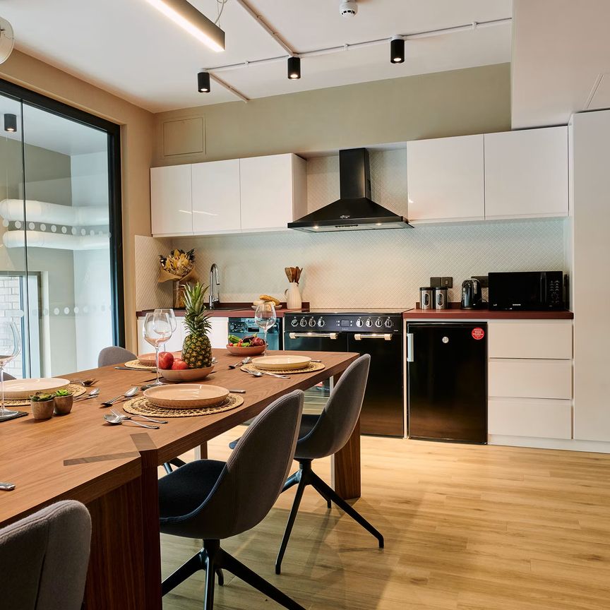 3 bedroom apartment - Photo 1