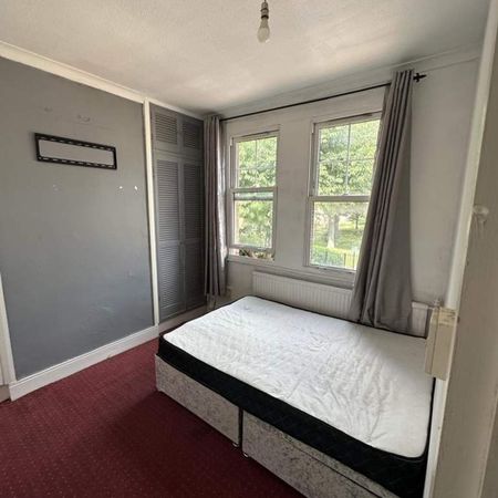 Room in a Shared House, Saturn House, E15 - Photo 3