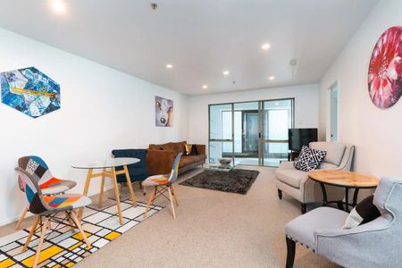 196 Hobson Street - Photo 2