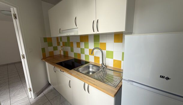 Appartement 2 pièces 39m2 REIMS 580 euros - Photo 1