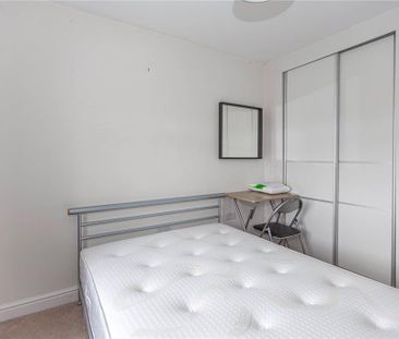 6 bedroom semi-detached house to rent - Photo 3