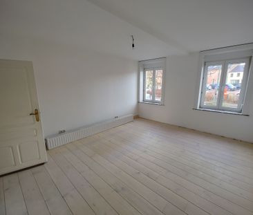 Appartement met één slaapkamer en autostaanplaats. - Photo 2