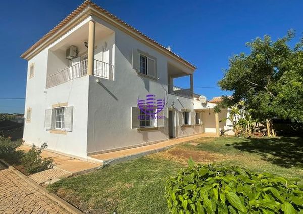 Moradia T3+1 em Faro