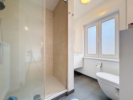 Goed gelegen 1-slpk appartement nabij Sint-Pieterstation - Photo 3