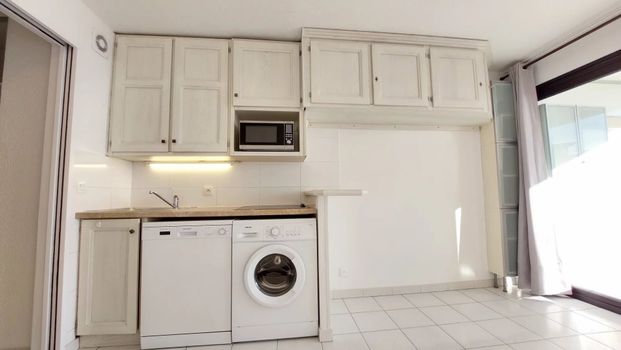 Location Appartement 1 pièce 25m² CANNES 06150 - Photo 1