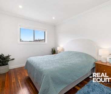 20a Anzac Mews, Wattle Grove NSW 2173 - House For Rent | Domain - Photo 3