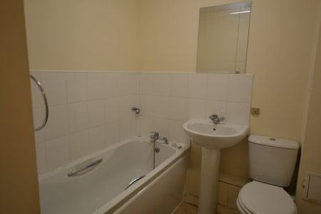 2 bed flat for rent on Bramford Road - Photo 3