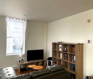 Grand 4½ — 49 Rue King Ouest, App. 310 - Photo 3