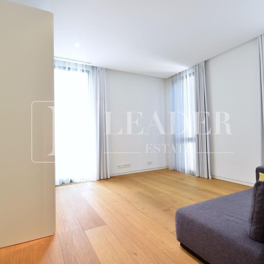 Inchiriere apartament I Dorobanti Capitale - Photo 1
