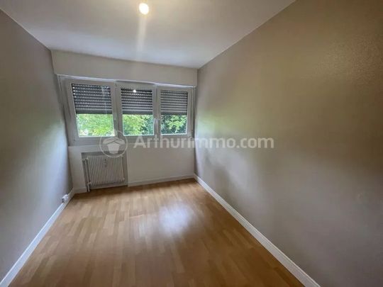 Location Appartement 5 pièces 84 m2 à Seloncourt - Photo 1