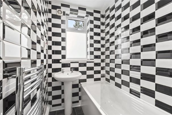 3 bedroom apartment to rent - Photo 1