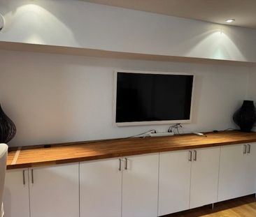 Hålvasterssonsvägen, Tullinge - Foto 1