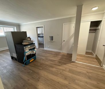 For Lease - 1455 Morisset Avenue Unit# 01, Carlington - Central Par... - Photo 2