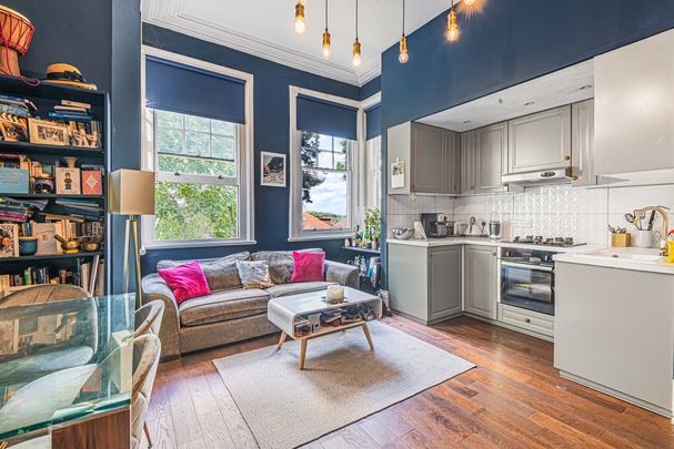 Shepherds Hill, Highgate, London, N6 - Photo 1