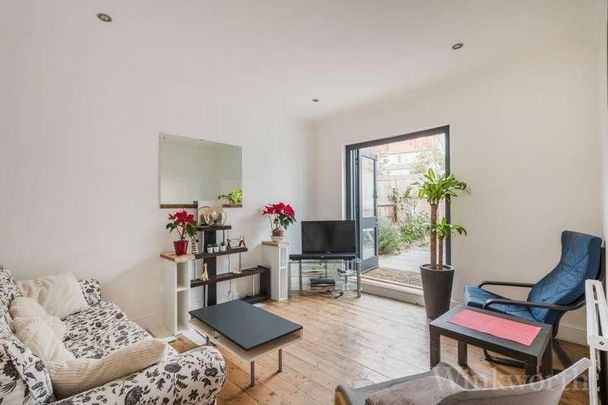 Salehurst Road, London, SE4 - Photo 1