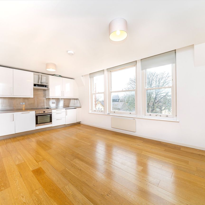 Church Road, SW13, London - Photo 1