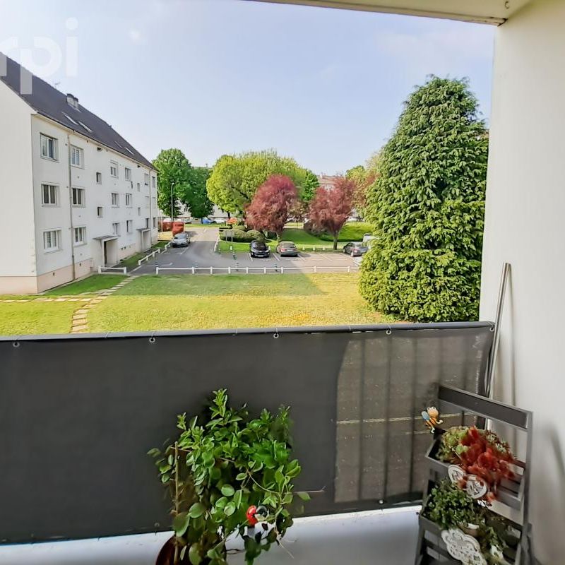 Location Appartement 3 pièces 63m² CREPY EN VALOIS 60800 - Photo 1