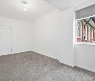 High Street, Epping, CM16 - Photo 4