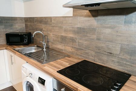 b Estcourt Terrace, Headingley, Leeds - Photo 5