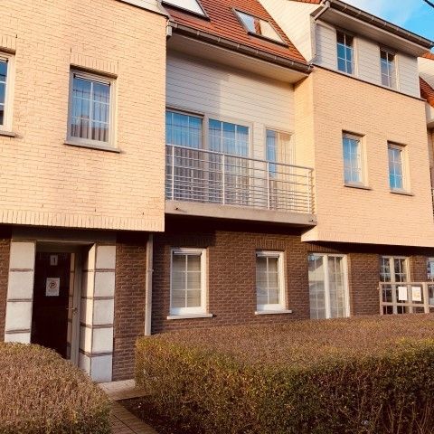 Gemeubeld gelijkvloers appartement gelegen te Vosseslag - De Haan. - Foto 1