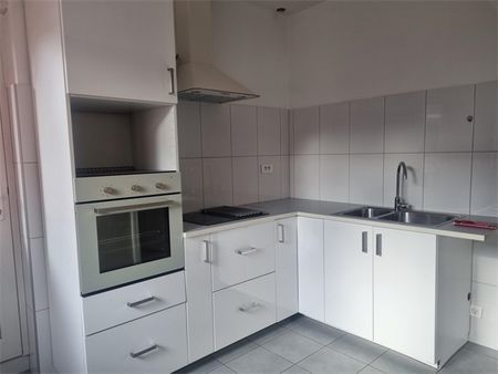 Location Appartement 4 pièces 91m² - Photo 3