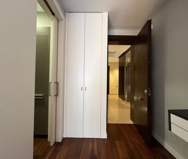 2 room luxury penthouse for rent in Valencia - Photo 1