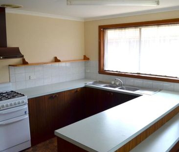 35 Batman Avenue, Shepparton - Photo 5