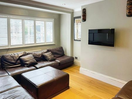 1 bedroom in a house share to rent - Photo 3