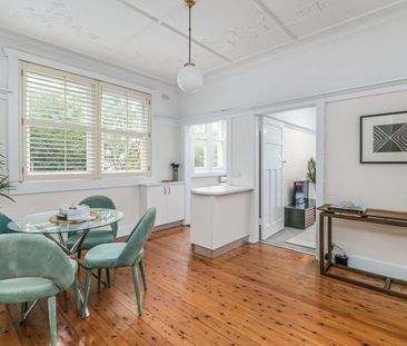 Preserving the Magic of 1930 - Photo 1