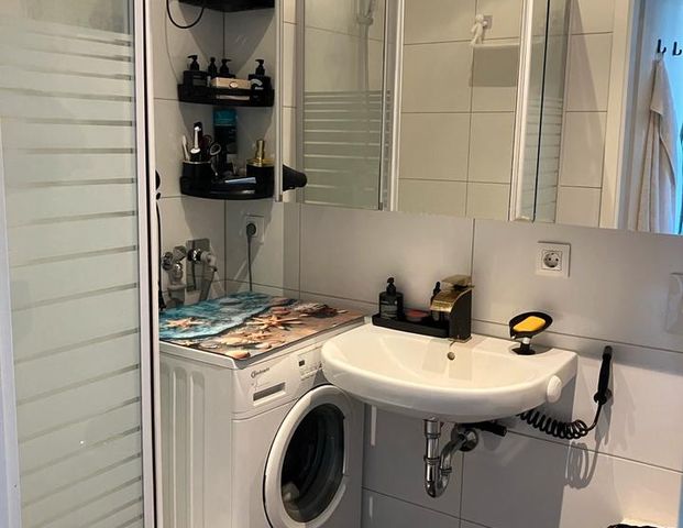 1 Zimmer in 2-Zimmer-Wohnung ab 01.12 - Photo 1