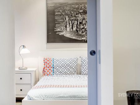 FABULOUS ONE BEDROOM IN SEIDLER’S COVE WITH CITY VIEWS | Furnished - Photo 3