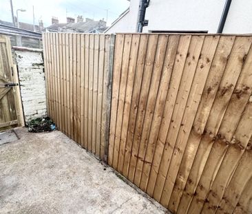 Walton Road, LOWESTOFT - Photo 1