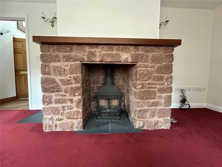 3 bedroom detached house to rent - Photo 3