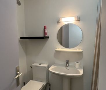 Location Appartement 1 pièce 20m² MARSEILLE 12ème - Photo 2