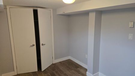 For Lease - 121 Cumberland Street, Barrie, Ontario - Photo 5