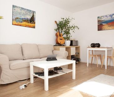 Schöne 2-Zi-Wohnung mit Terrasse und Stellplatz in FR ab 1.4.26 - Photo 3