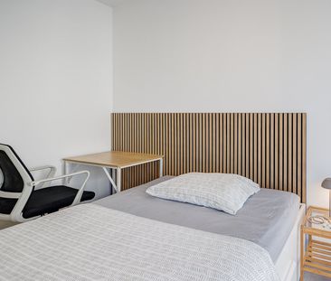 Modern living: Furnished apartment in eastern Munich - Photo 6