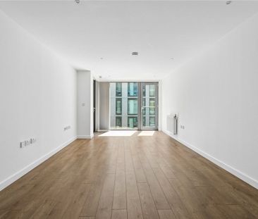 Kingfisher Heights, N17, London - Photo 2