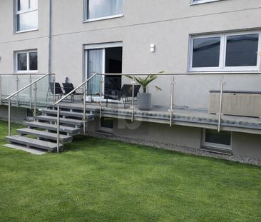 SPACIOUS, MODERN AND VERDOYANT À ST-PREX - Photo 4