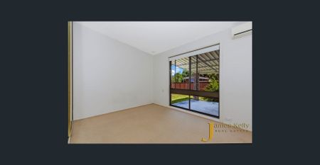 4 Bedroom 2 Bathroom Home! Walking Distance to Kellyville Public School, Bus and Shops!! - Photo 3