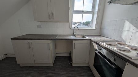 1 bedroom flat to rent - Photo 3