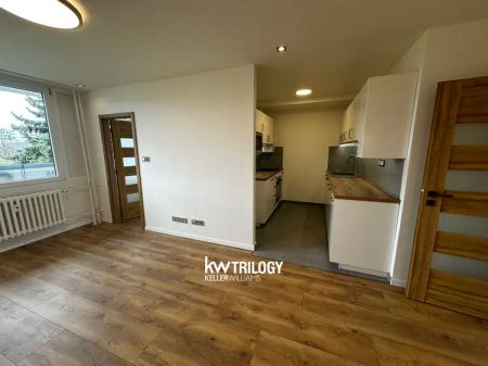 Pronájem bytu 4+kk 71 m - Fotografie 3