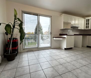 402 Rue Cadillac, Longueuil (Le Vieux-Longueuil), QC J4L - Photo 2