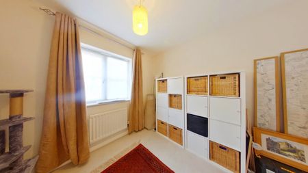 2 bedroom ground floor flat to rent - Photo 2