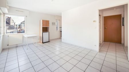 Location Appartement 1 pièce 25m² NANTES 44000 - Photo 3