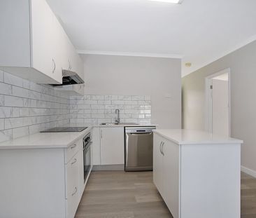 Position Perfect! - Photo 2